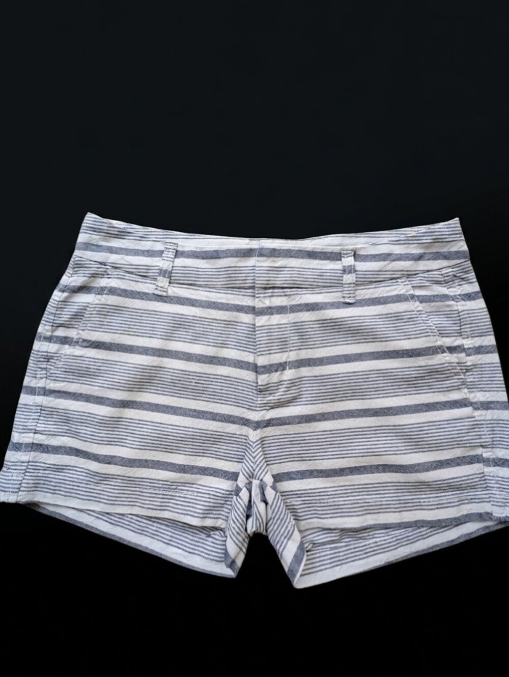 Khakis By GAP Striped Navy and White Women's Shorts